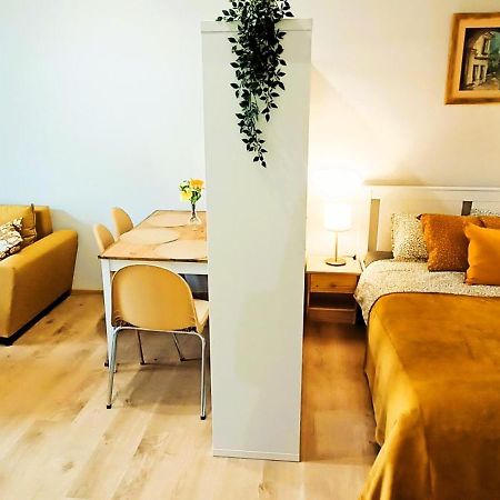 Apartament Zloty Swietoduska 12 Люблін Екстер'єр фото